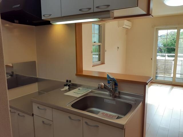 フィオーレ松ヶ丘の物件内観写真