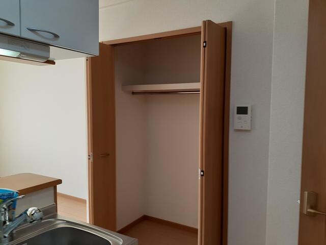 フィオーレ松ヶ丘の物件内観写真