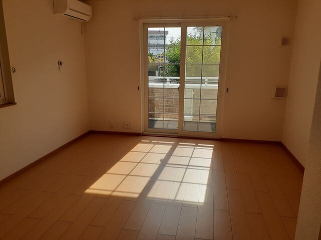 フィオーレ松ヶ丘の物件内観写真