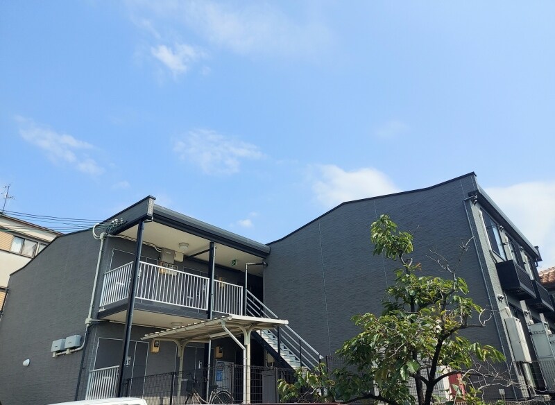 レオパレスＭ＆Ｋｕｚｕｍａｓａの物件外観写真