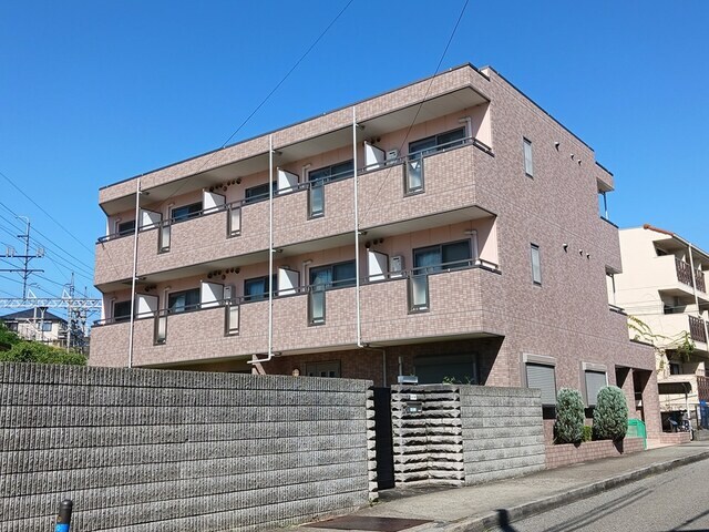 ヴィラ甲東園の物件外観写真