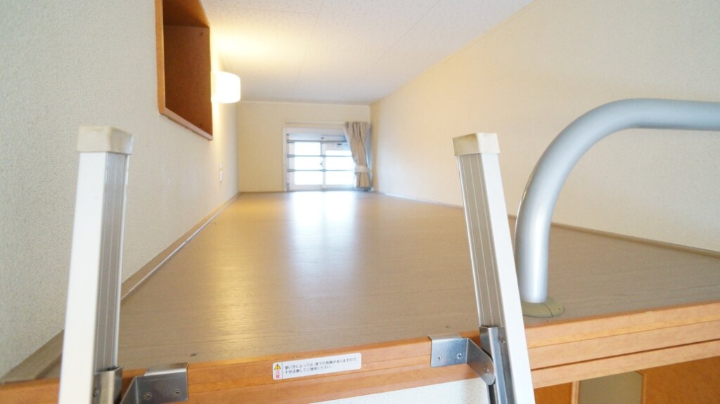 レオパレスオキツモの物件内観写真