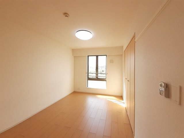 プレウスの物件内観写真