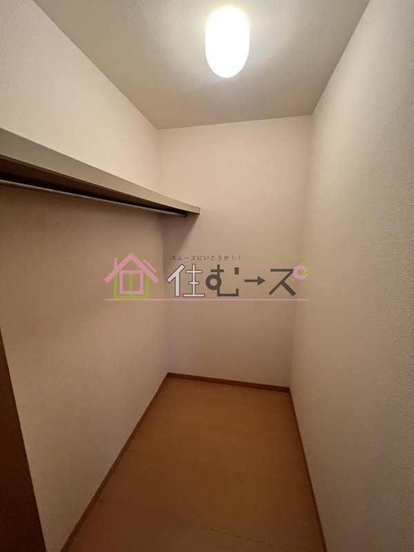 COZY岸里の物件内観写真