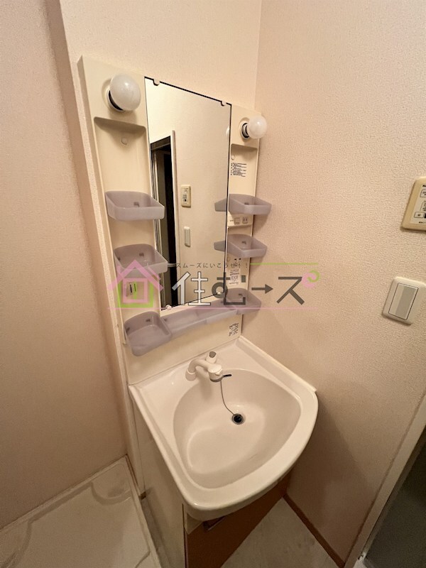 COZY岸里の物件内観写真