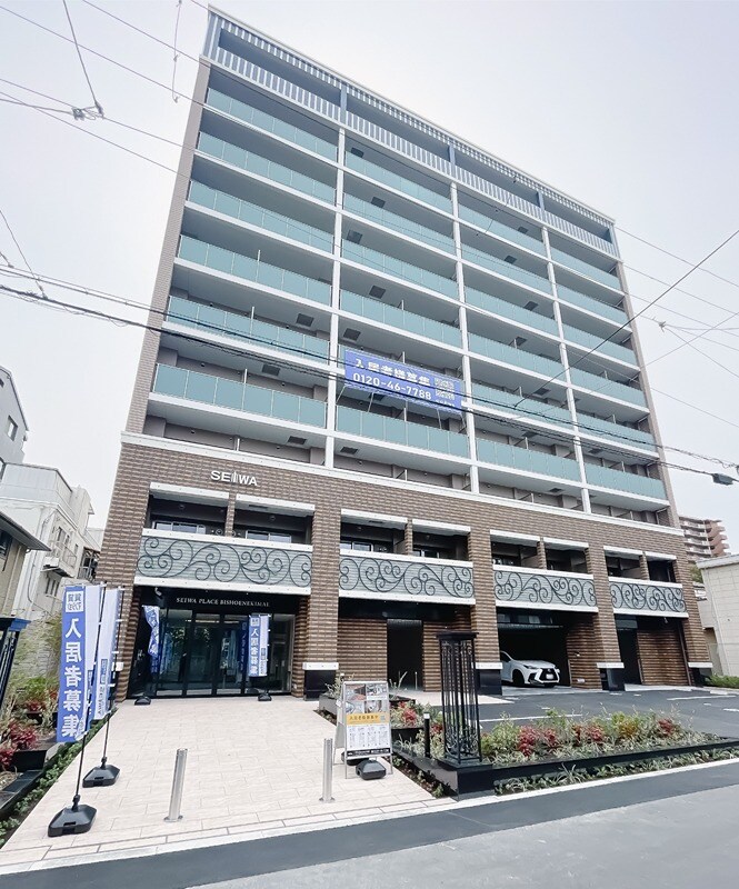 セイワパレス美章園駅前の物件外観写真
