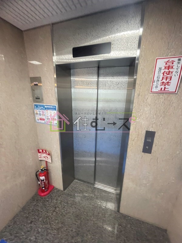 ノルデンハイム東三国IIIB棟の物件内観写真