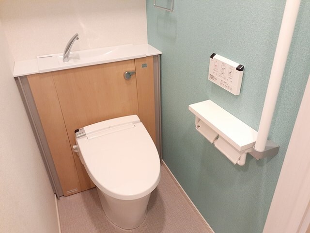 カーサ・オストロの物件内観写真