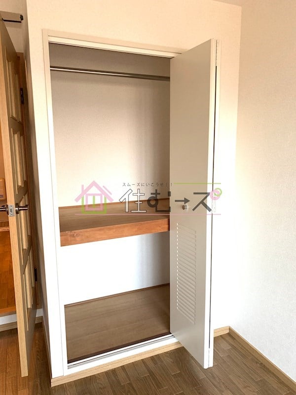 ノルデンハイム小松の物件内観写真