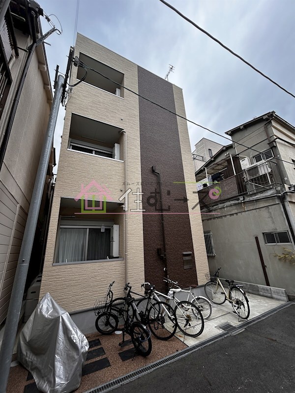 アミュゼの物件外観写真