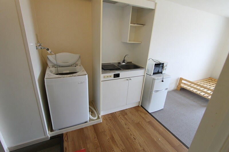 レオパレスセンナンの物件内観写真