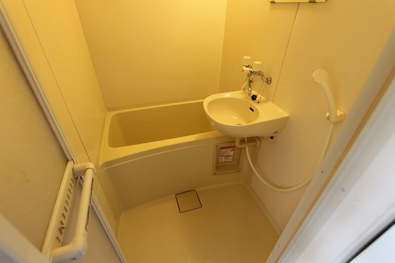 レオパレスセンナンの物件内観写真