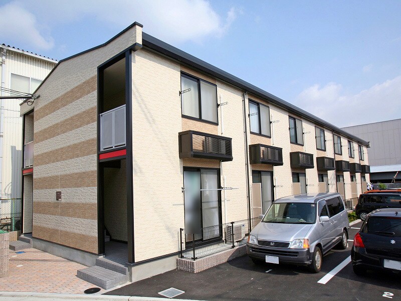 レオパレス久宝寺の物件外観写真