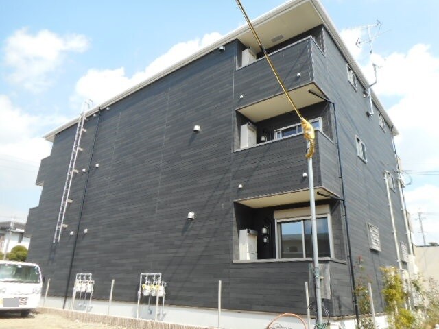 エレガントコーエイ　Iの物件外観写真