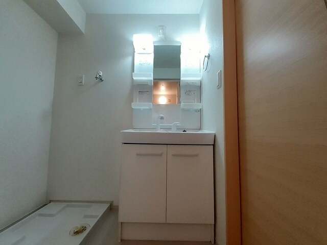 ヴィラ　サローネの物件内観写真