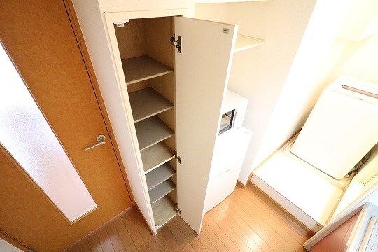 レオパレス春駒マンションの物件内観写真