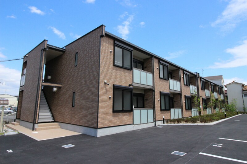 レオネクストみやびIIIの物件外観写真