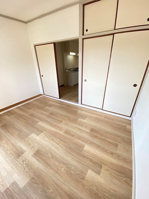 エバービューハイツの物件内観写真