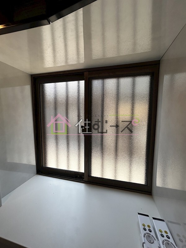 市岡2丁目　貸家の物件内観写真