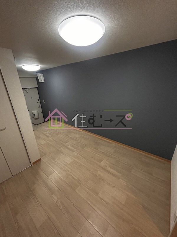 市岡2丁目　貸家の物件内観写真