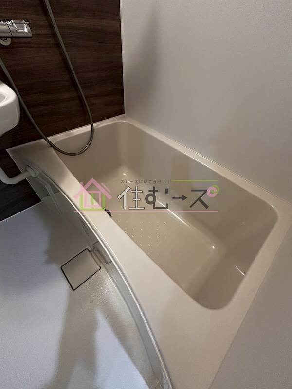 市岡2丁目　貸家の物件内観写真