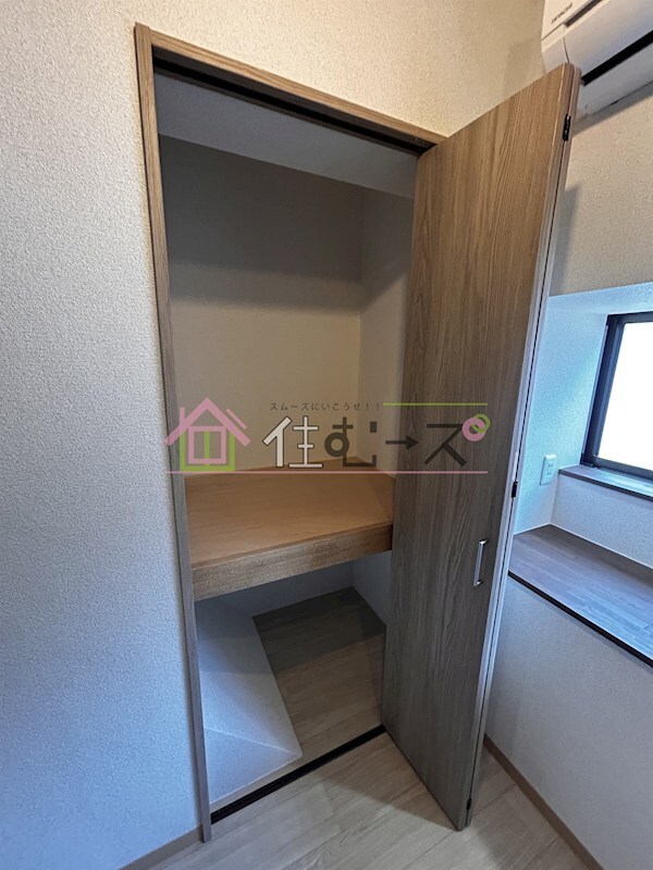 市岡2丁目　貸家の物件内観写真