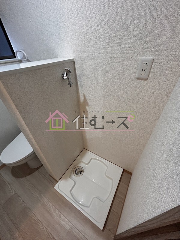 市岡2丁目　貸家の物件内観写真