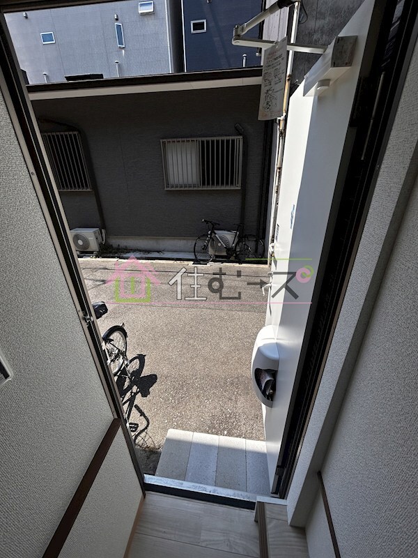 市岡2丁目　貸家の物件内観写真