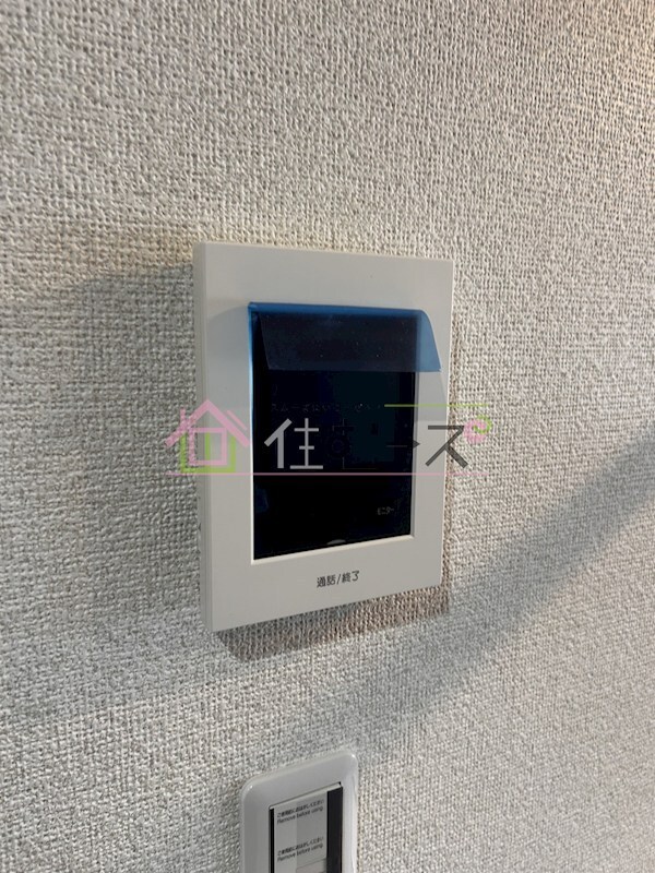 市岡2丁目　貸家の物件内観写真