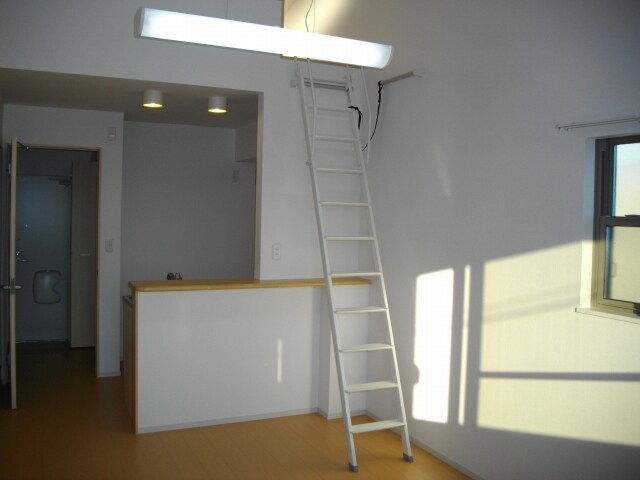 アルバーダ　トレスの物件内観写真