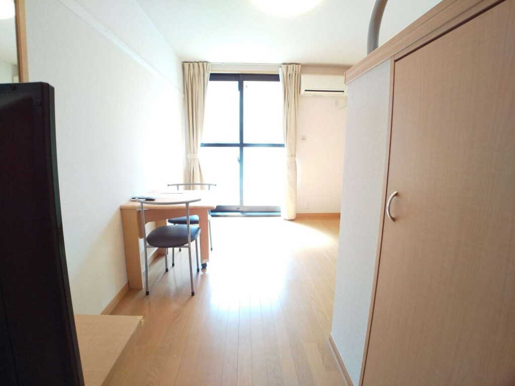 レオパレスレグルス八幡の物件内観写真