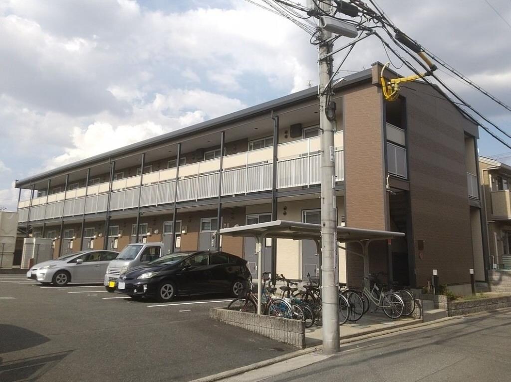 レオパレス道の物件外観写真