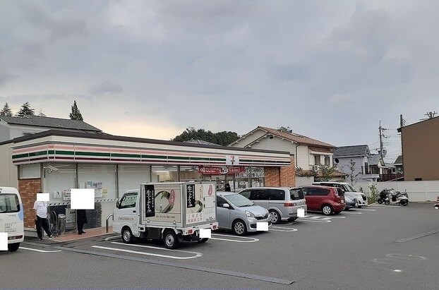 レヴール松ヶ丘の物件内観写真