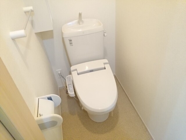 カーサ　デ　カローレの物件内観写真