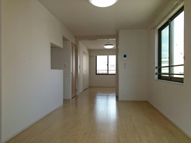 ベルメゾン・ウエストの物件内観写真