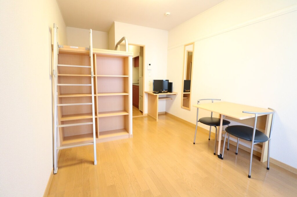 レオパレスハウス香里ヶ丘の物件内観写真