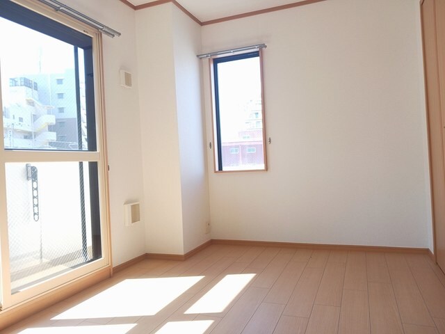 キングスコート桑津の物件内観写真