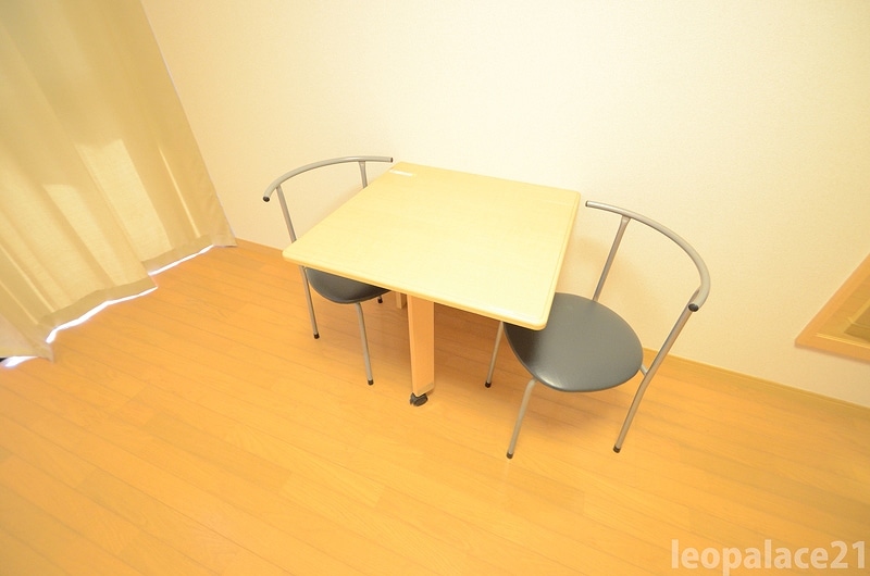 レオパレスハウス香里ヶ丘の物件内観写真