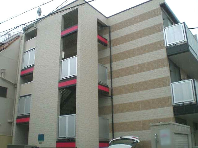 レオパレスＳＡＫＡＥの物件外観写真