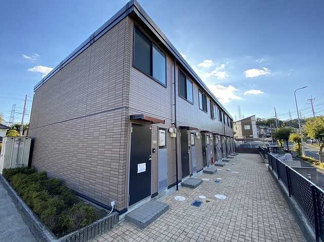 レオパレス田原台の物件外観写真