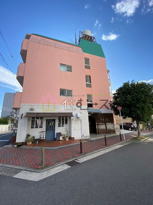 双輪建物第八コーポの物件外観写真