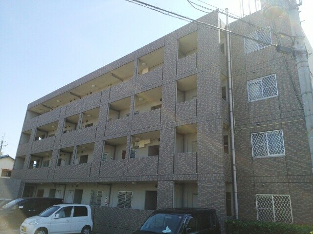 ジャン・ピュールII番館の物件外観写真