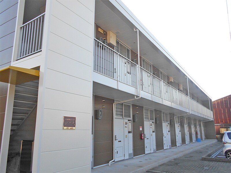 レオパレスヴァンベールIIの物件外観写真