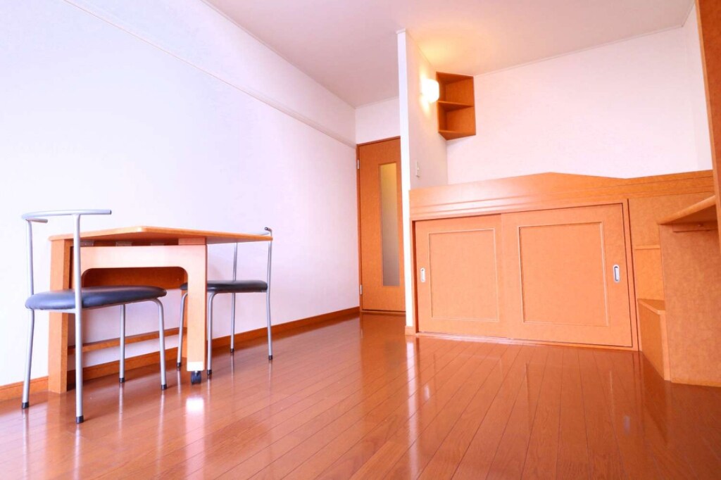 レオパレスラフレシールの物件内観写真