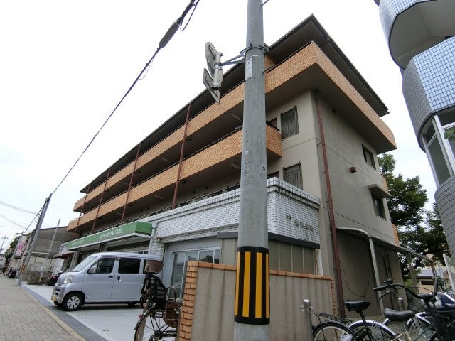 プラットホーム川端通りの物件外観写真