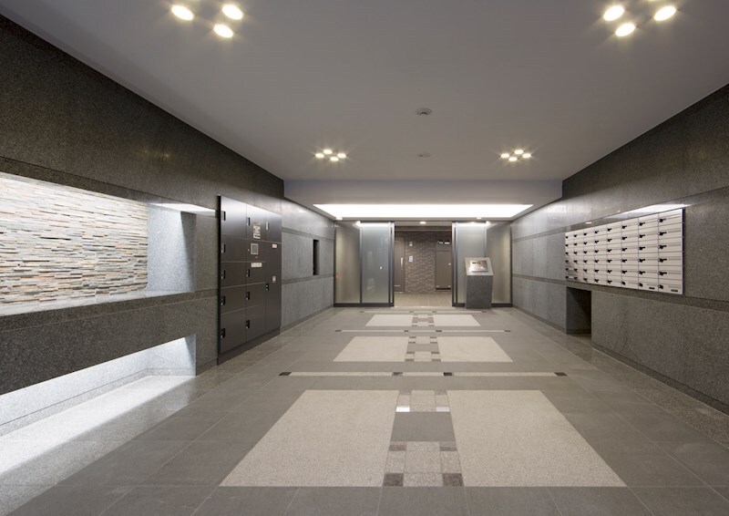 ルーブル新宿西落合八番館の物件外観写真