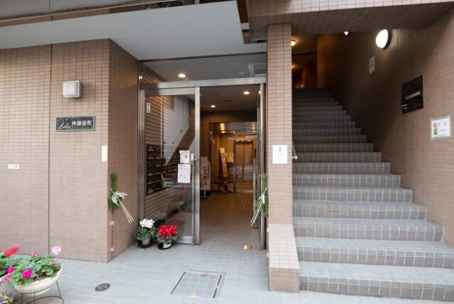 新御徒町駅 徒歩6分 10階の物件外観写真