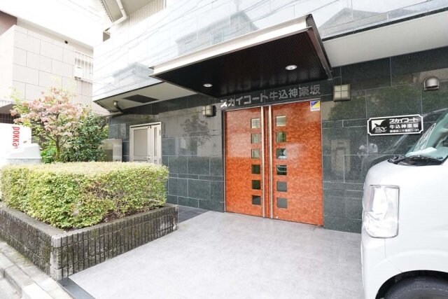 牛込柳町駅 徒歩7分 3階の物件外観写真