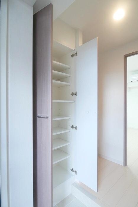 ラフィスタ志村坂上の物件内観写真