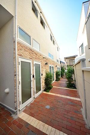 オギクボテラスの物件外観写真